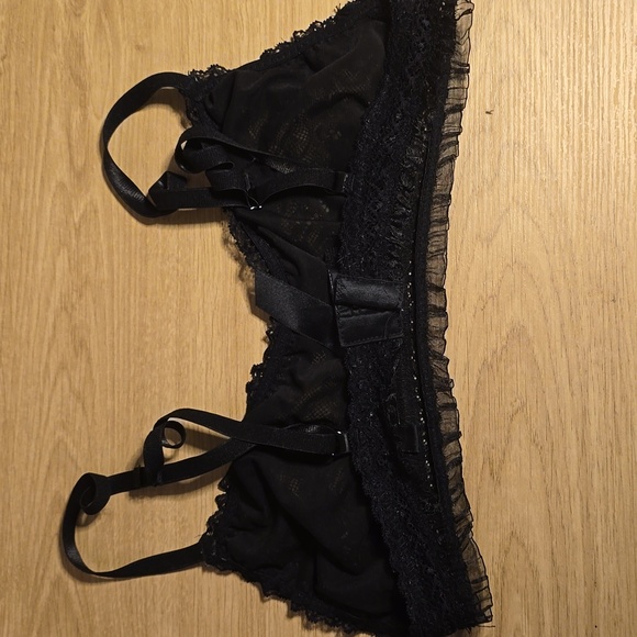 Dolls Kill Widow Black Lace Mesh Bralette (M) - Picture 3 of 3